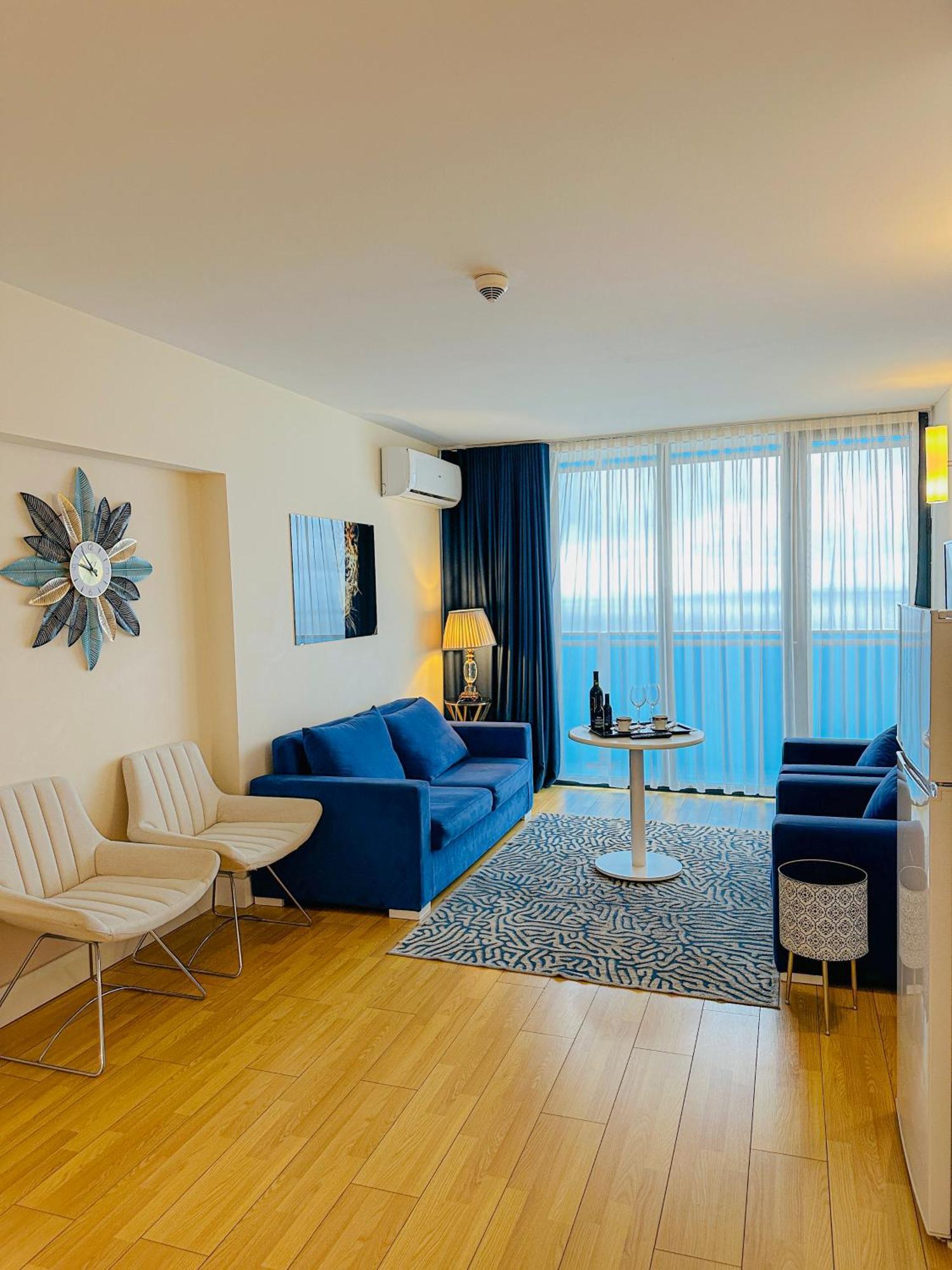 Batumi Vip Hotel Esterno foto