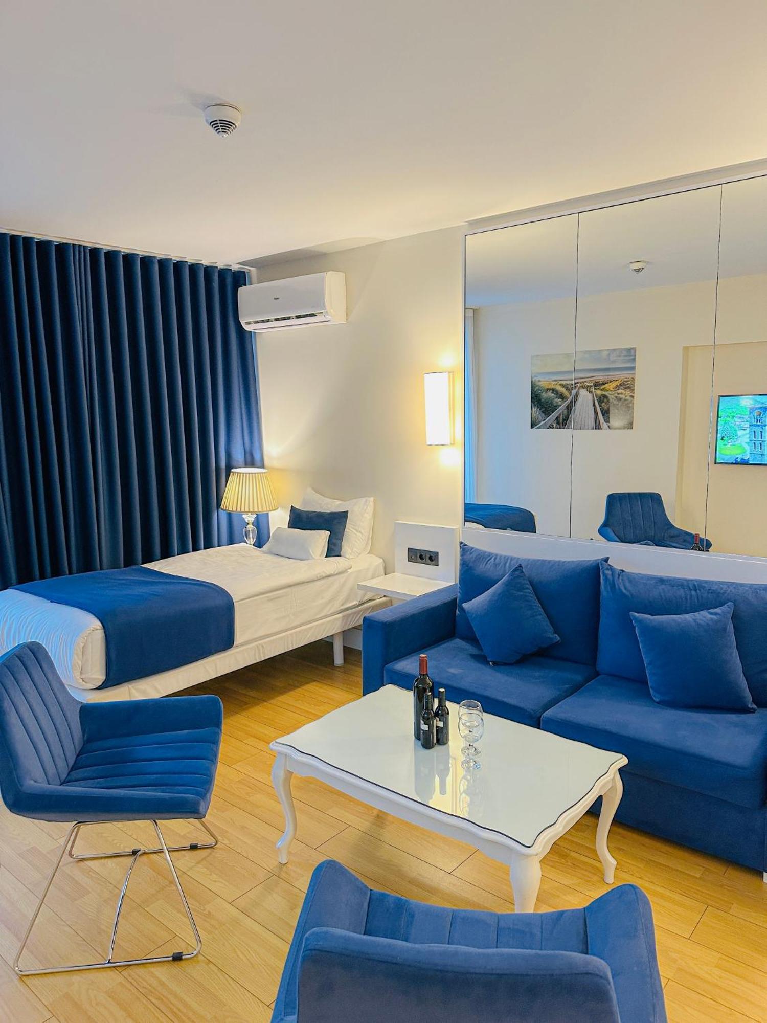 Batumi Vip Hotel Esterno foto